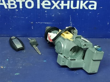 Ключ зажигания, смарт-ключ Nissan Note E11  HR15DE 2008 