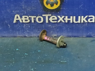 Болт регулировочный задний нижний Mitsubishi  Pajero V75W 6G74 2001 