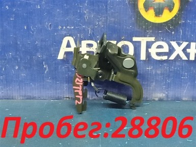 Петля замка багажника Nissan Primera TP12  QR20DE 2004 