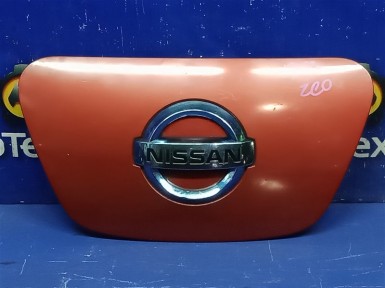 Накладка на капот Nissan Leaf ZE0 EM61 2011 