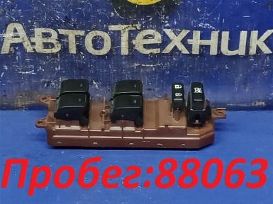 Блок управления стеклами передний правый Toyota Avensis ZRT272W 3ZR-FAE 2013