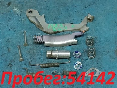 Механизм стояночного тормоза задний левый  Subaru Legacy B4 BM9 EJ253 2011 