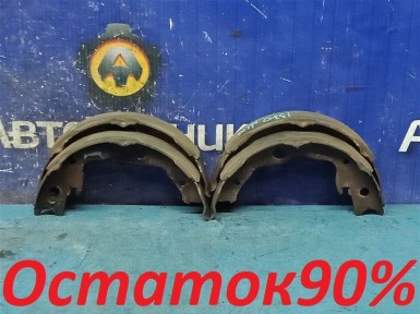 Тормозные колодки задние Nissan Dualis NJ10  MR20DE 2007 