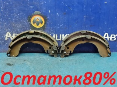 Тормозные колодки задние Nissan Juke YF15  HR15DE 2011 