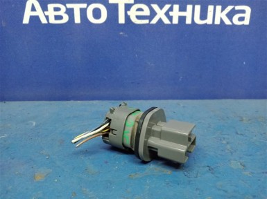 Разъем топливного насоса Toyota Corona Premio ST215 3S-FE 1998