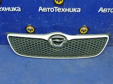 Решетка радиатора Toyota Corolla Runx ZZE123  2ZZ-GE 2001 