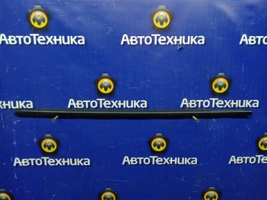 Уплотнитель стекла двери задний левый Mazda  Axela BKEP LFVE 2009 