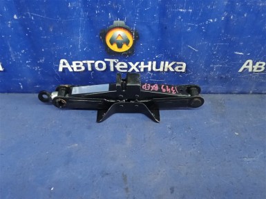 Домкрат Mazda Axela BKEP LFVE 2009 