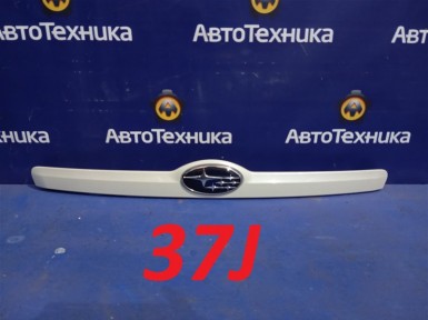 Накладка на дверь багажника Subaru Xv GP7  FB20A 2013 