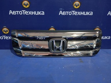 Решетка радиатора верхняя Honda N-box JF1  S07A 2015 