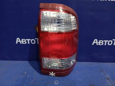Стоп-сигнал задний правый Nissan Terrano  LUR50 VG33E 2001 