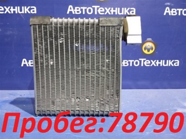 Испаритель кондиционера Toyota Ist NCP65 1NZ-FE 2002