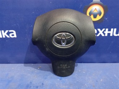 Подушка безопасности водителя Toyota Wish  ZNE14G 1ZZ-FE 2003 