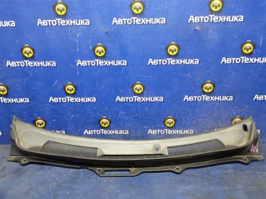 Решетка под лобовое стекло Volvo Xc90 C_95  B6324S 2010 