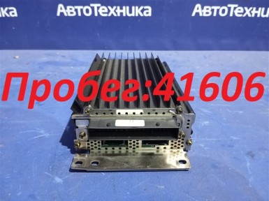 Усилитель магнитолы PorsСhe Cayenne 955 M48.50  2004 