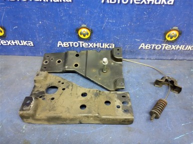 Крепление запасного колеса Ford Explorer  U251/U74 MODULARV8 2008 