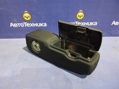 Подлокотник передний правый Honda N-box JF1  S07A 2015 