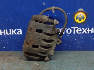 Суппорт передний левый Subaru Forester SG5 EJ202 2003