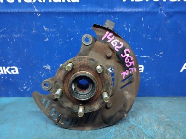 Ступица передняя правая Subaru Forester SG5  EJ202 2002 