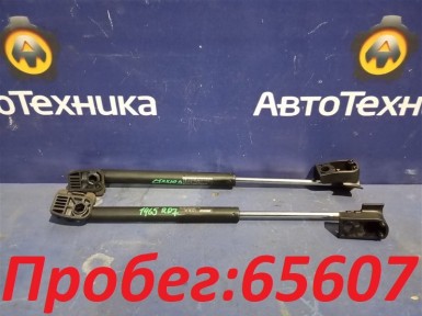 Амортизатор на заднее стекло задний верхний  Honda CR-V RD7 K24A 2005 