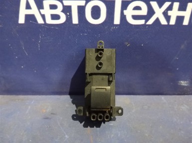 Кнопка стеклоподъёмника задняя левая Honda  N-wgn JH2 S07A 2015 