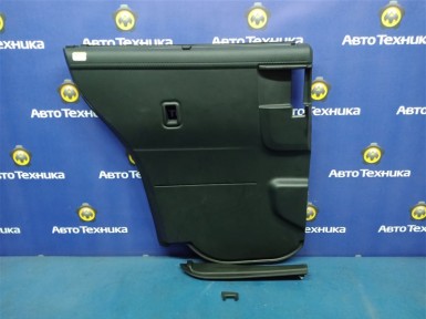 Обшивка двери задняя левая Toyota Tank M900A  1KR-FE 2018 