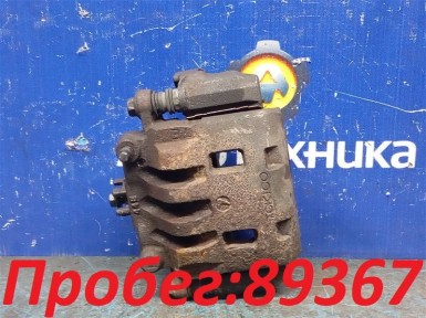Суппорт передний правый Subaru Forester SG5  EJ202 2004 