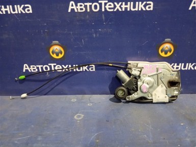 Замок двери задний правый Toyota/daihatsu  Tank/thor M900A 1KR-FE 2018 