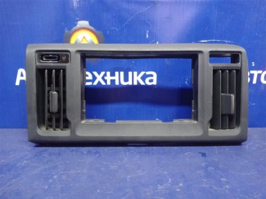 Консоль магнитофона Honda N-wgn JH2 S07A 2015