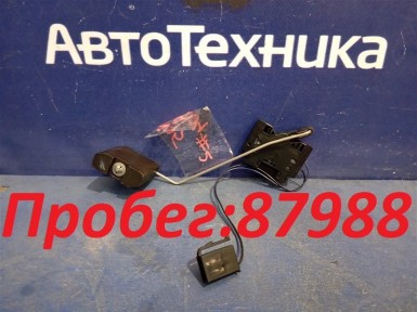 Датчик уровня топлива левый Mercedes-benz C-class S204241 M271KE18ML 2009