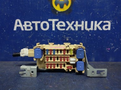 Блок предохранителей Nissan Juke NF15 MR16DDT  2013 