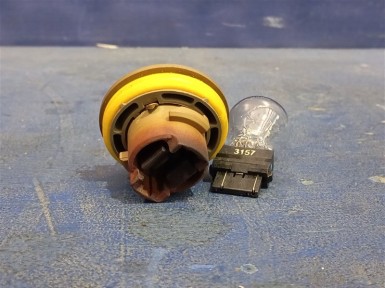 Цоколь лампы задний Jeep Grand Cherokee WJ  ERH 2004 