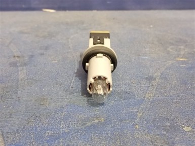 Цоколь лампы передний верхний Nissan Juke  NF15 MR16DDT 2013 