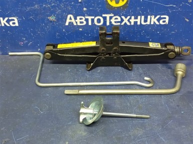 Домкрат Toyota Premio ZZT245 1ZZ-FE 2005 