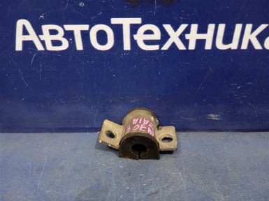 Крепление стабилизатора переднее Mitsubishi  Galant EA1A 4G93 1996 