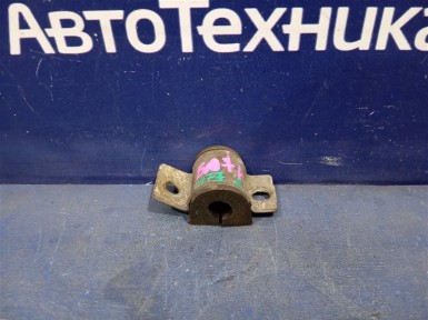 Крепление стабилизатора переднее Mitsubishi  Galant EA7A 4G94 2001 