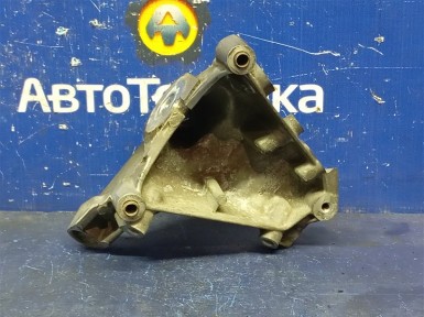 Кронштейн компрессора кондиционера Volvo  Xc90 C_95 B6324S 2010 