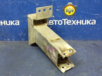 Кронштейн усилителя бампера переднее левое  BMW X3 E83 M54B25(256S5) 2005 