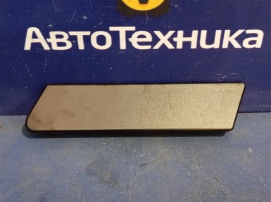 Накладка на крыло передняя левая Nissan Nv200  VM20 HR16DE 2010 