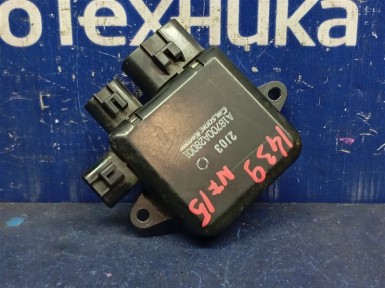 Блок управления вентилятором Nissan Juke  NF15 MR16DDT 2013 