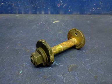 Болт регулировочный задний Nissan Liberty PM12 SR20DE 2000