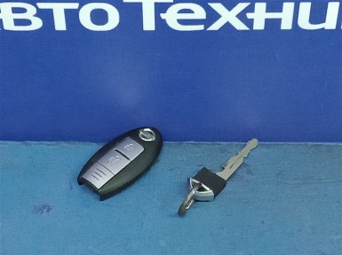Ключ зажигания, смарт-ключ Nissan Dualis NJ10 MR20DE 2007