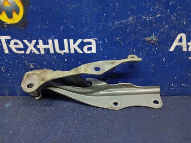 Петля капота передняя правая Subaru Impreza  GE6 EJ203 2010 