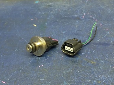 Регулятор давления топлива Mitsubishi Galant EA7A 4G94 2001