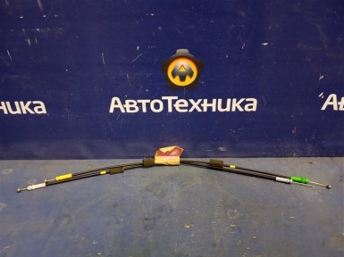 Тросик двери передний правый Toyota Wish  ZGE25G 2ZR-FAE 2011 