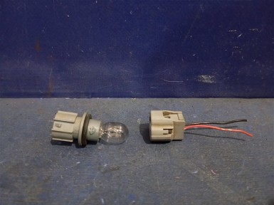 Цоколь лампы задний нижний Honda Step Wagon  RK1 R20A 2012 