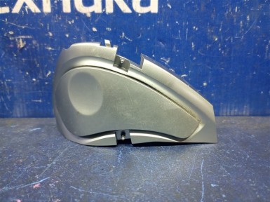 Переключатель на рулевом колесе, кнопки правый  Nissan Leaf ZE0 EM61 2011 