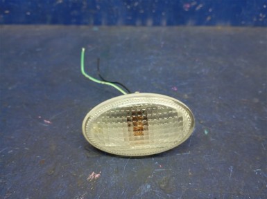 Повторитель в крыло передний левый Subaru  Forester SG5 EJ202 2004 