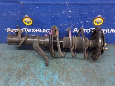 Стойка подвески передняя правая Honda Civic  EU3 D17A 2001 