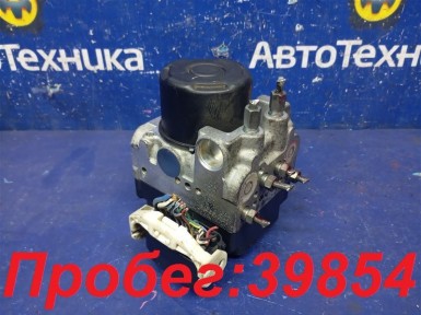 Блок ABS Toyota Verossa JZX110 1JZ-FSE 2003 